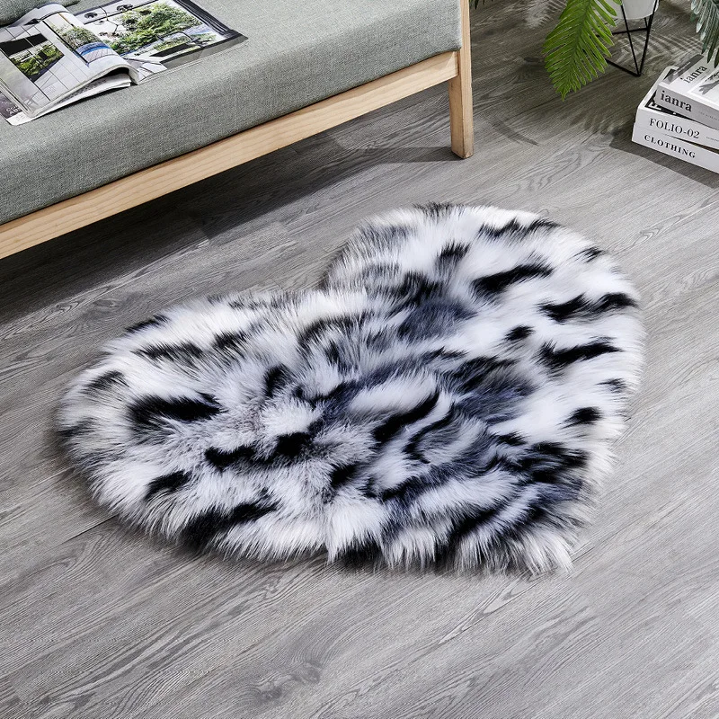 Heart Shape Sheepskin Rugs for Living Room Decor Soft Plush Carpets Bedroom Bedside Pet Mat Fluffy Rug For Kid Decoration |