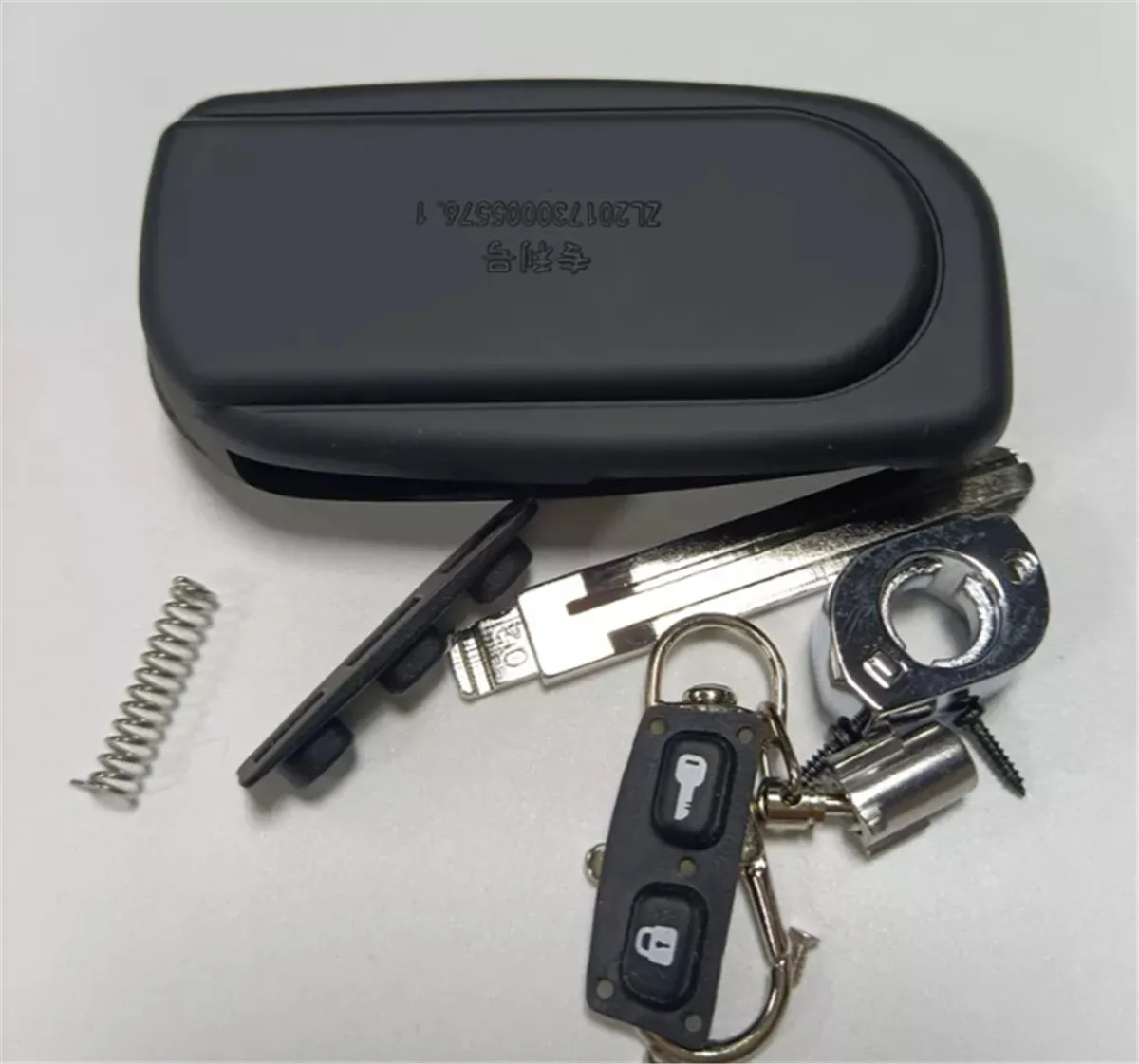 Чехол для ключей Tomahawk TW9010 TW9020 TW9030 чехол-книжка с дистанционным управлением