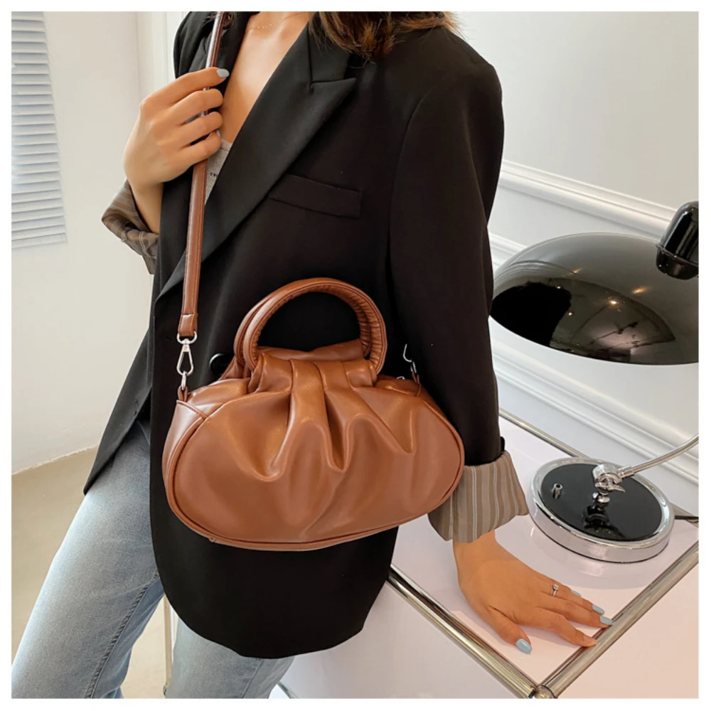 

Womens Korean Fashion Cloud Bags Luxury Designer Handbags Shoulder Crossbody Bags Pleated Underarm Bags For Ladies Shopper Bags