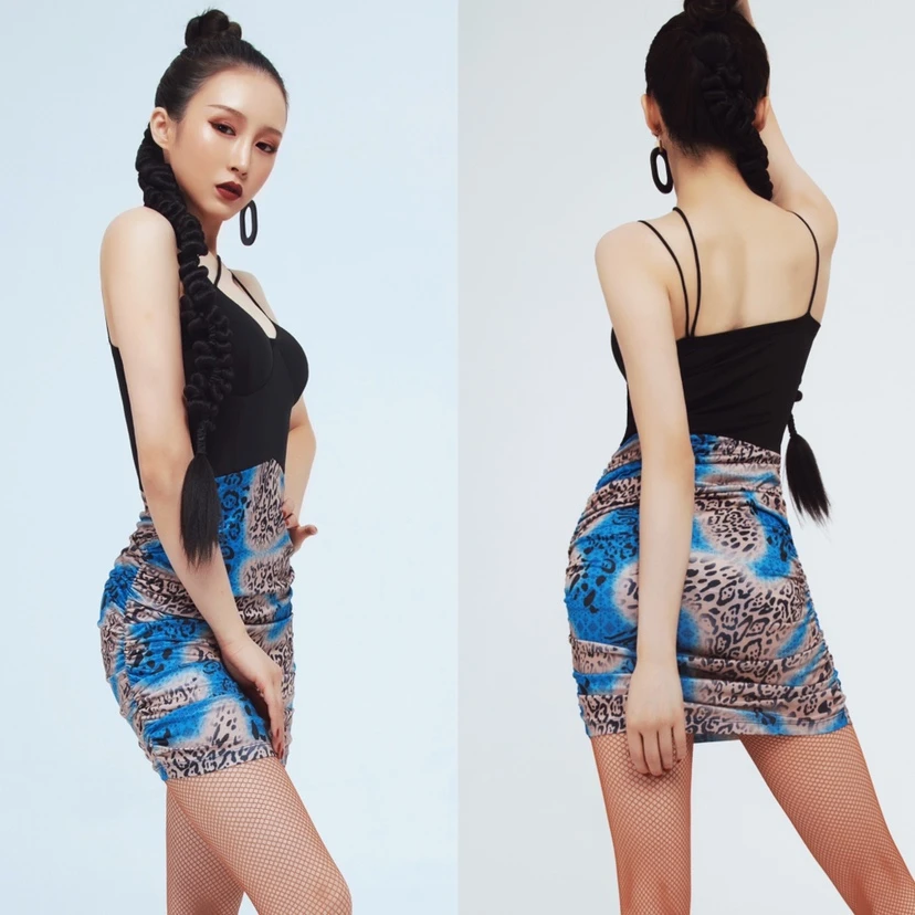 

Женская одежда для латиноамериканских танцев, комбинированное платье черного и синего цвета с леопардовой вставкой для танцев, костюм для выступлений и выступлений, L22345