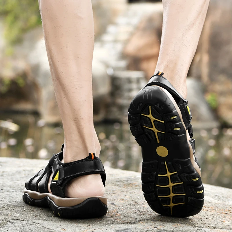 38-48# Large Size Men Anti-Collision Toe Cap Hand Stitched Leather Outdoor  Casual Multi-Functional Beach Slippers Sandals