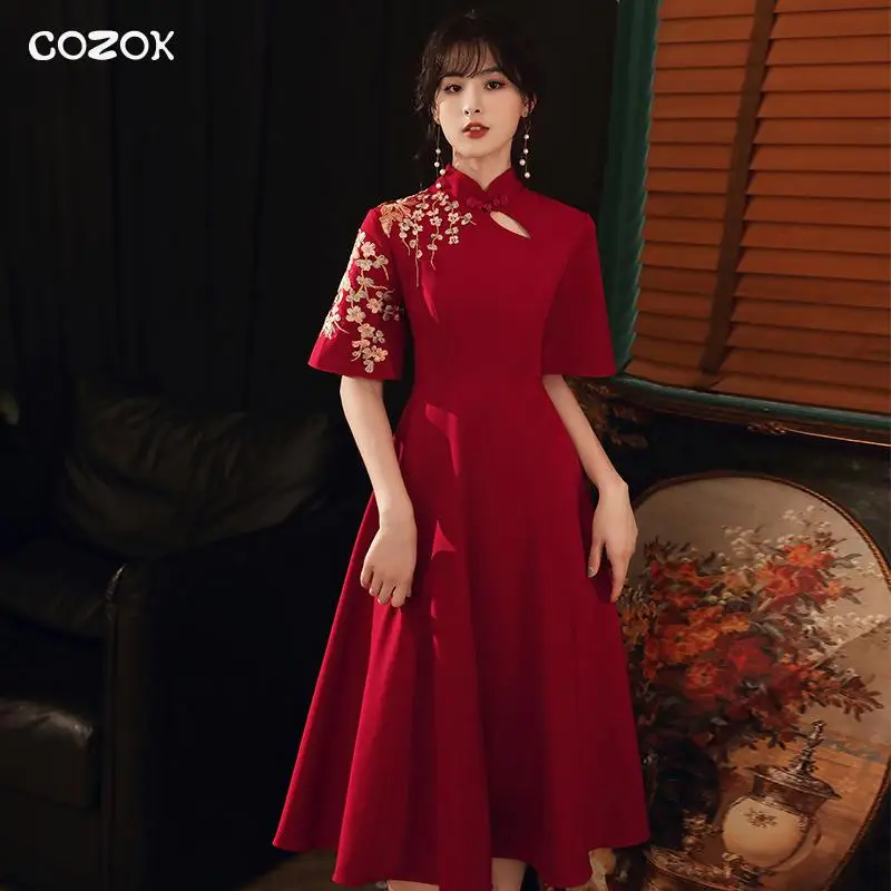 COZOK Pleated Chinese Style Wedding Party Dress Gown Flower Embroidery Cheongsam Women Mandarin Collar Qipao Burgundy Vestidos