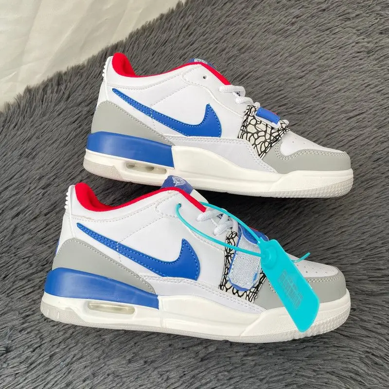 В наличии 24 часа доставкабольшой брендСпортивные и повседневные кроссовки для