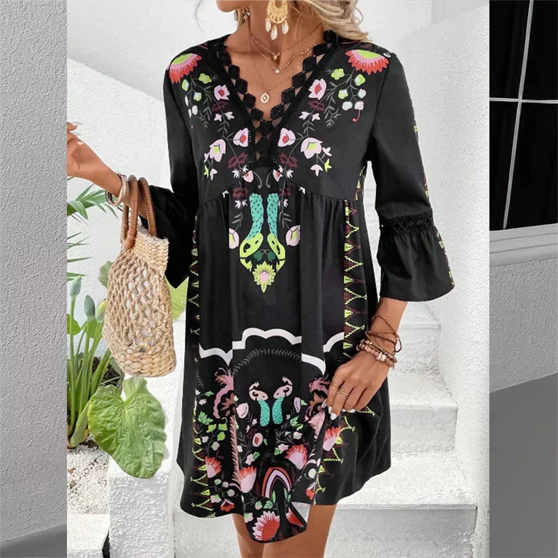 Женское платье с винтажным принтом