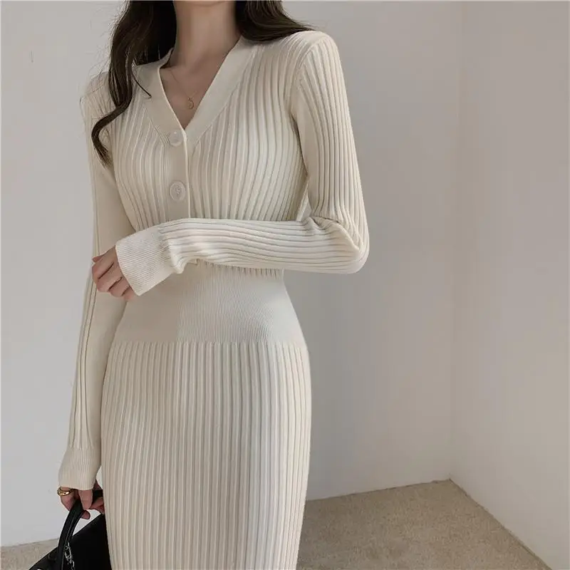 

Long Wool Dress Over The Knee Autumn and Winter Wear A Waist Down Knit Dress