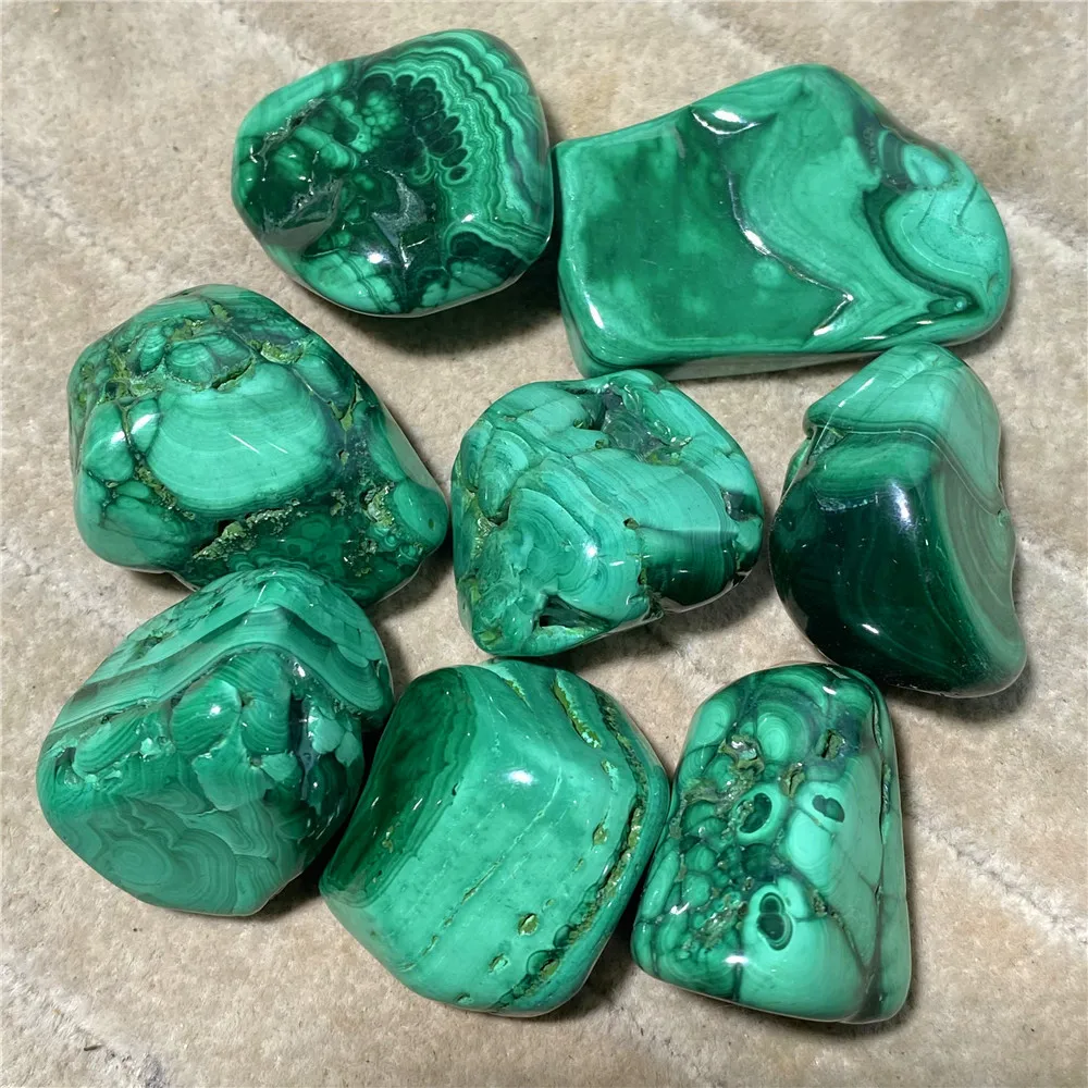 

Green Malachite Natural Stones And Crystals Healing Palm Aquaration Gemstone Minerals Reiki Wicca Living Room Decoration