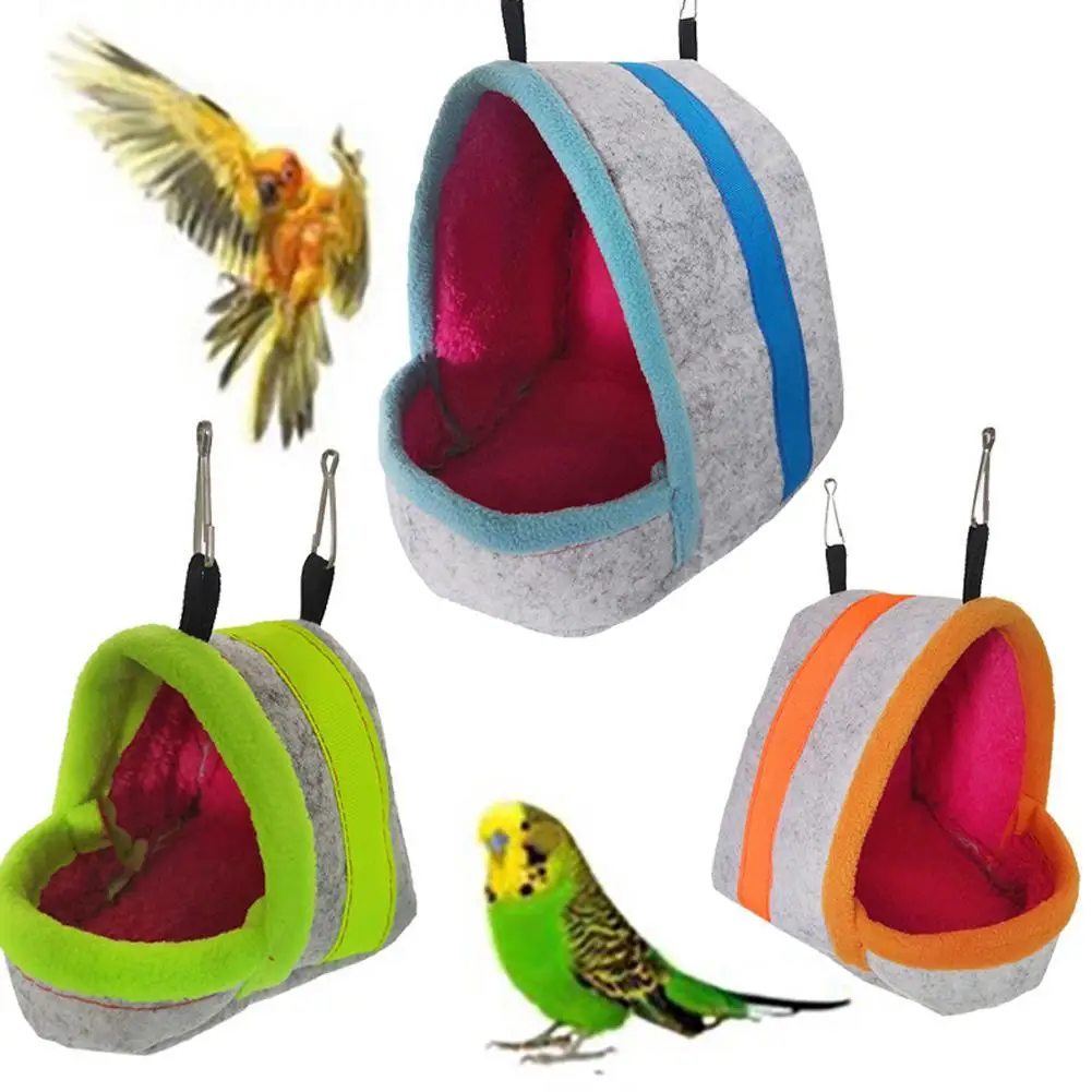 

Birds Winter Warm Cotton Nest Sleeping Bag With 2 Hooks For Parrot Hamster Chinchilla Squirrel Hedgehog