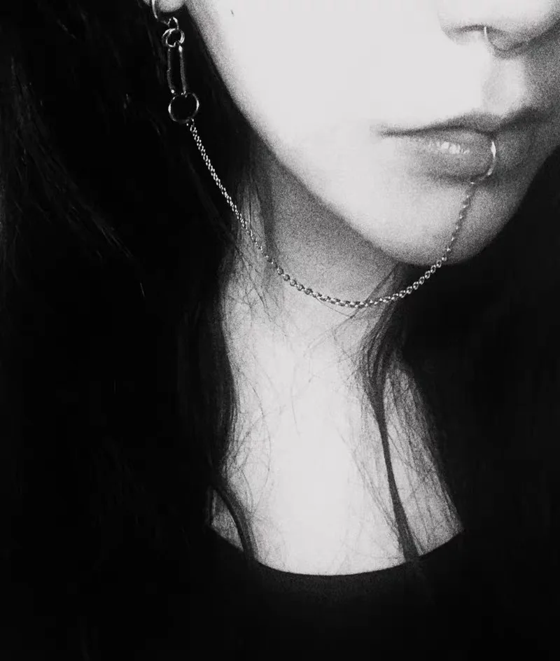 Punk Style Cool Personality Nose Chain Fake Earrings Lip Ring With Long Chains Trendy Piercings Earring Ear Clip Body Jewelry
