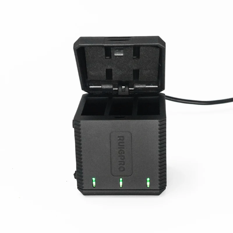 Светильник устройство для GoPro Hero 10 2100 мАч 3 слота карт |