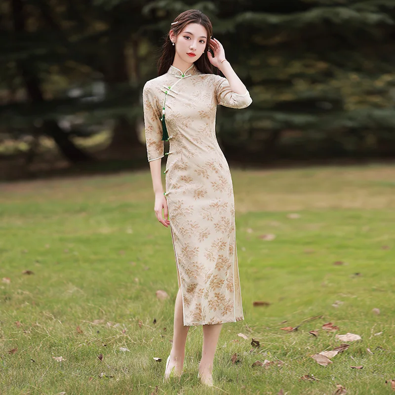 

2023 Women Khaki Vintage Cheongsam Dress Velvet Traditional 3/4 Sleeve Dresses Slim Autumn Elegant Long Qipao S To XXL