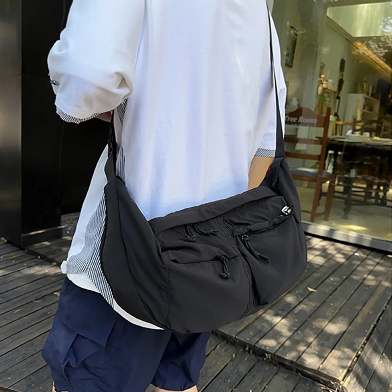 Большая вместительная спортивная сумка для путешествий на открытом воздухе