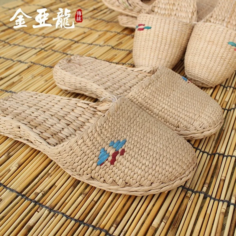

Country Handmade Straw Crafts Poppy Sandals Slippers Red Army Sandals