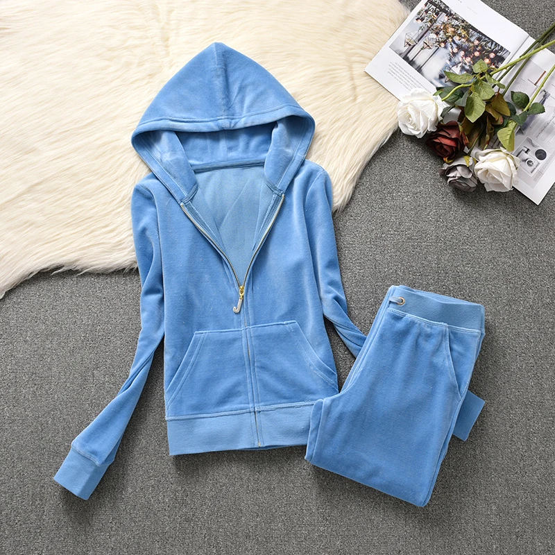 Комплект для женщин бархатный спортивный костюм из двух предметов 2024 зимняя