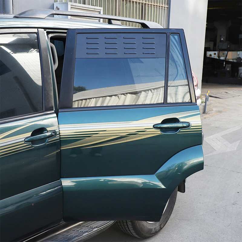 Фото Для Lexus GX, Toyota Prado LC120/150: шторки на задние вентиляционные окна с вентилятором, защита от насекомых, декоративные аксессуары для авто №5