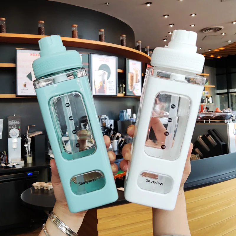 

Sports Drinking Kettle Kawaii Gift Cute Water Bottle With Sticker 700/900ml Plastic BPA Free Milk Cup Portable Travel Juice Mug