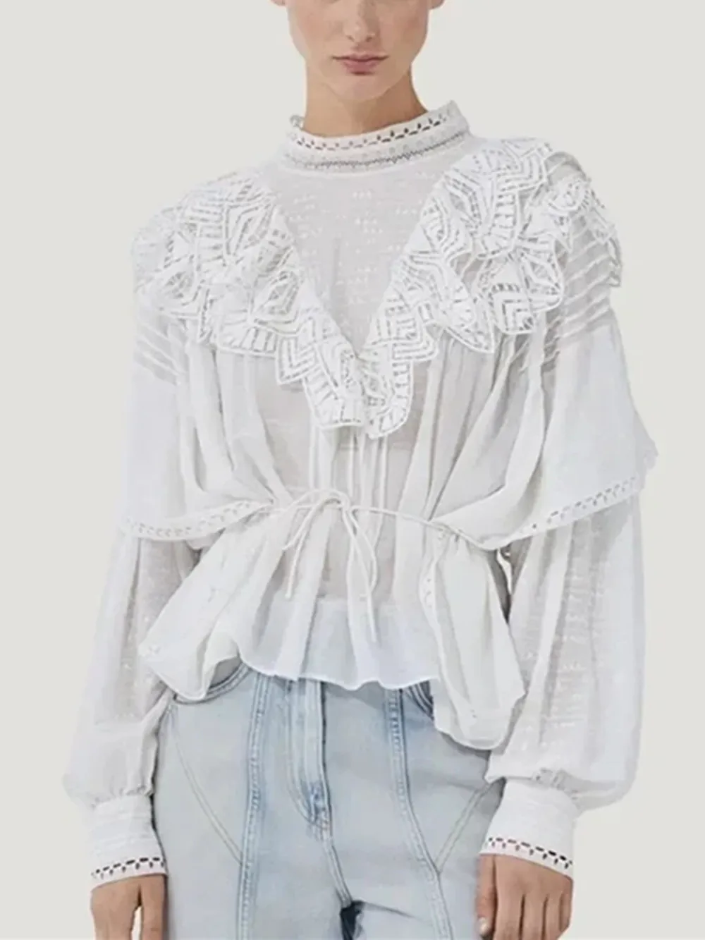

Women Blouse Lace Ruffled Collar Loose Pleated Lace-Up Sweet Shirt