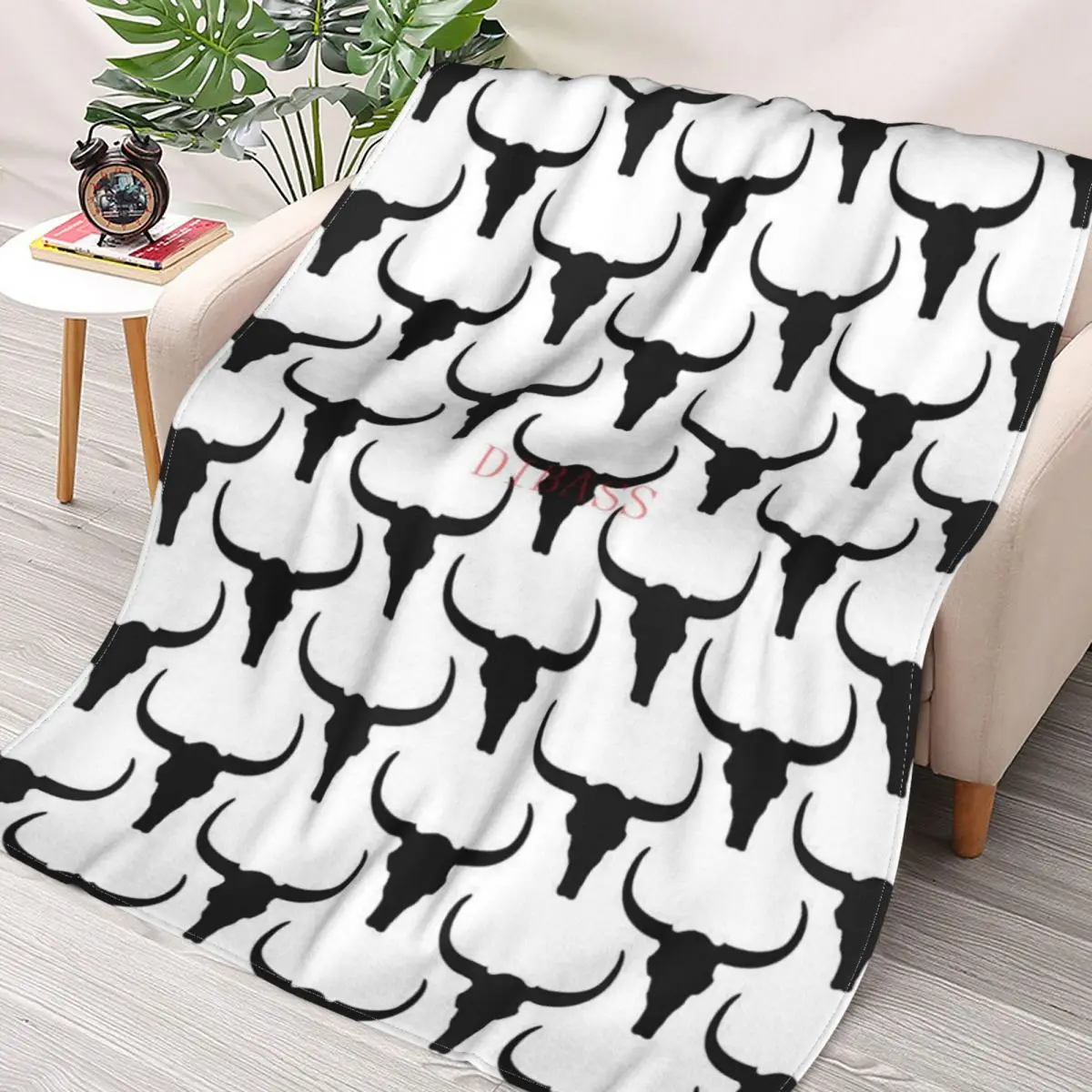 

Longhorn Skull 3D Printed Flannel Throw Blanket