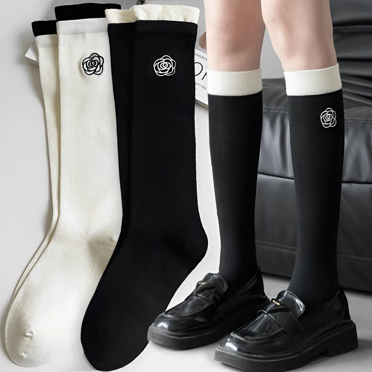 Носки хлопковые черные/белые с камелией и розами милые тонкие высокие в японском