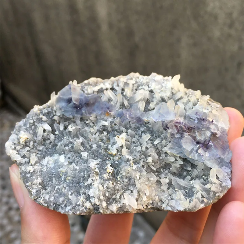 Настоящая натуральная внутренняя Монголия синий флюорит образец минерального