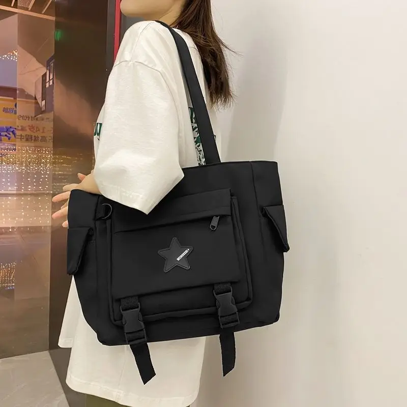 2023 Square Large Capacity Canvas Womens Shoulder Bag New School Style Fashion Leisure Simple Class Commuting Tote Bag For Women