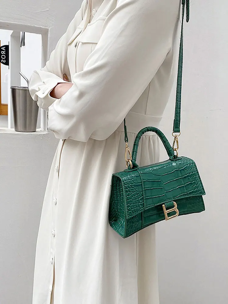 Fashion Women's Snake Skin Embossing Bags Trend Metal Decoration Portable Shoulder Bag 2023 Female Casual High Street Chic Wear