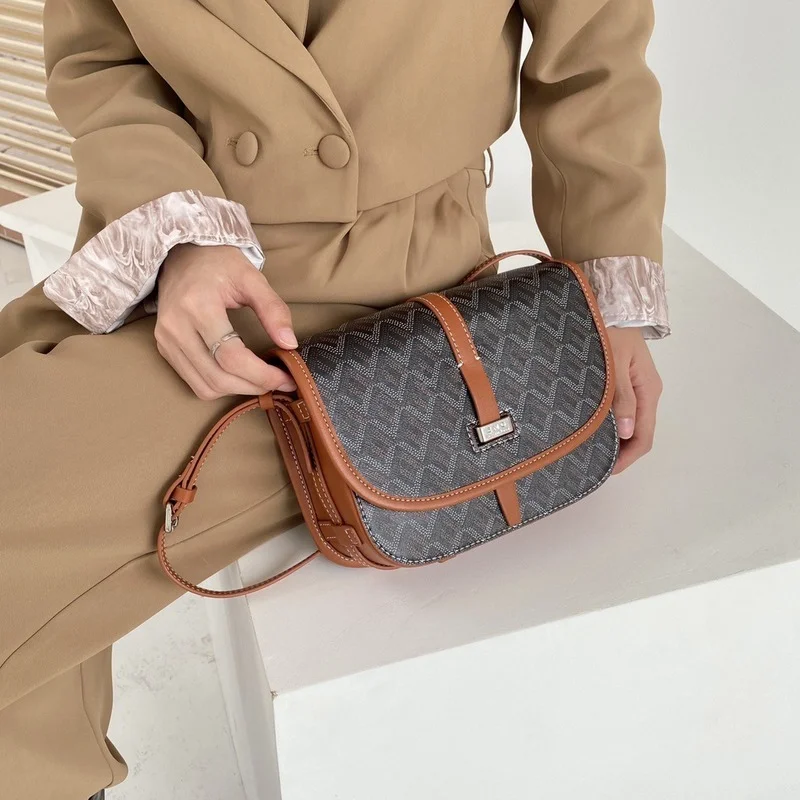 

Messenger Bag Women's 2021 New All-match Retro Large-capacity High-end Fashion One-shoulder Messenger Bags Purses and Handbags