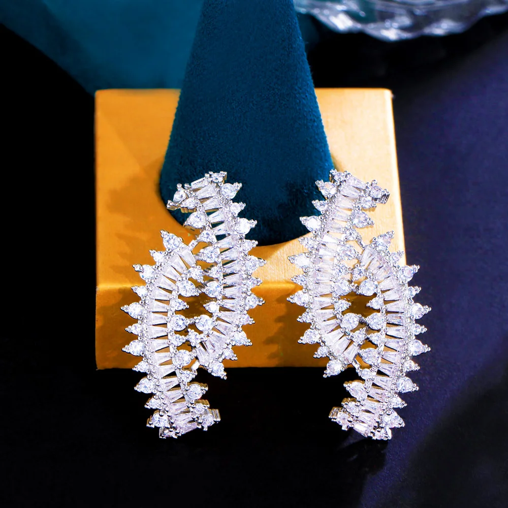 Женские длинные серьги-подвески с фианитом E444