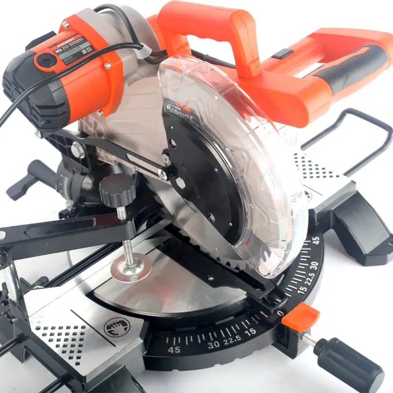 Пила торцовочная настольная PATRIOT MS 253 (Мощность 1600 Вт диск 255 мм пропил до 70 мм) |