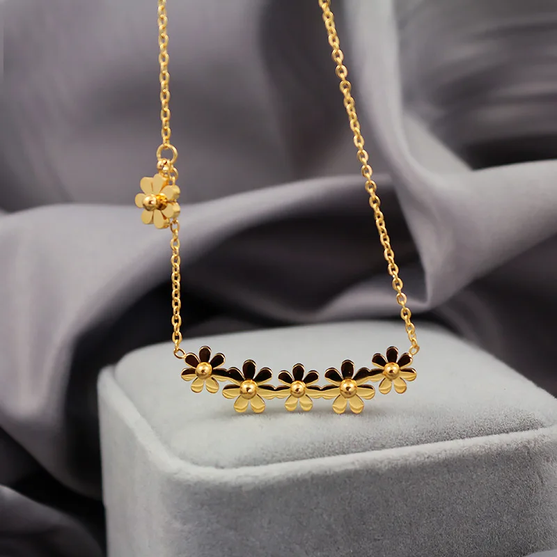 

2022 Korean Wave New GD G-Dragon Daisy Gold Color Necklace Fashion Trend Design Women Jewelry Accessories Fan Gifts
