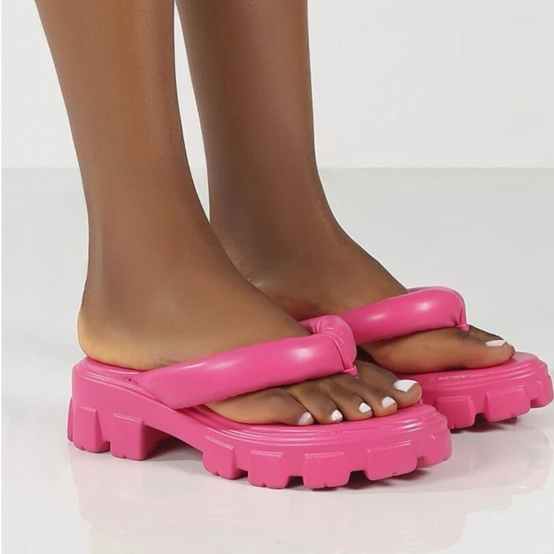 2023 New Solid Color Slippers Fashion Design Ladies Flip-Flops Ladies Thick Bottom Summer Beach Shoes Open Toe Ladies Slippers