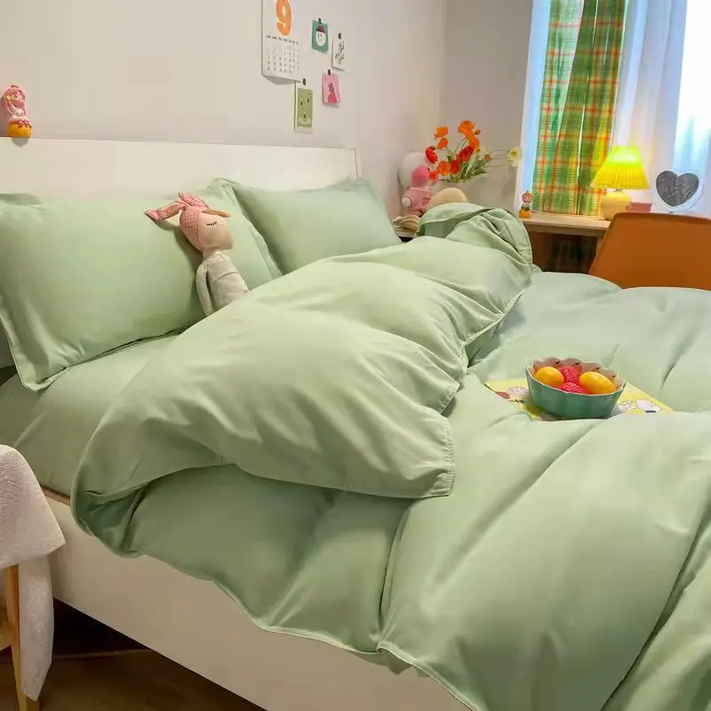 

Simple solid color washed cotton bed four-piece set single double small fresh grass green sheet quilt three-piece set