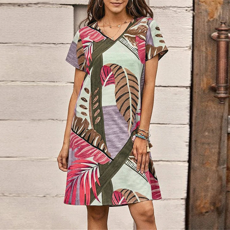 

Женский сарафан с коротким рукавом и V-образным вырезом