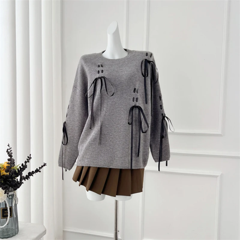 Женский свободный джемпер с вырезом лодочкой цветочной вышивкой