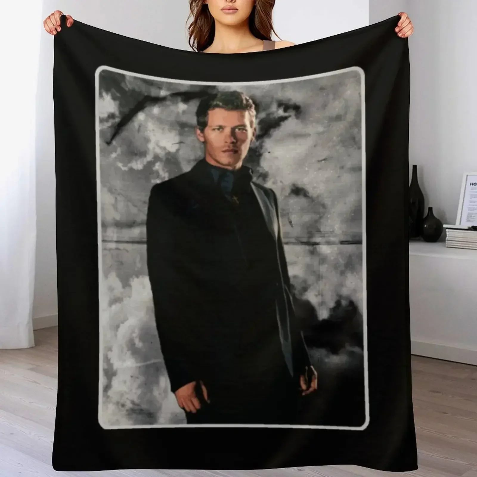klaus mikaelson potrait Throw Blanket Blankets Sofas Of Decoration For Sofa Thin Vintage Tourist