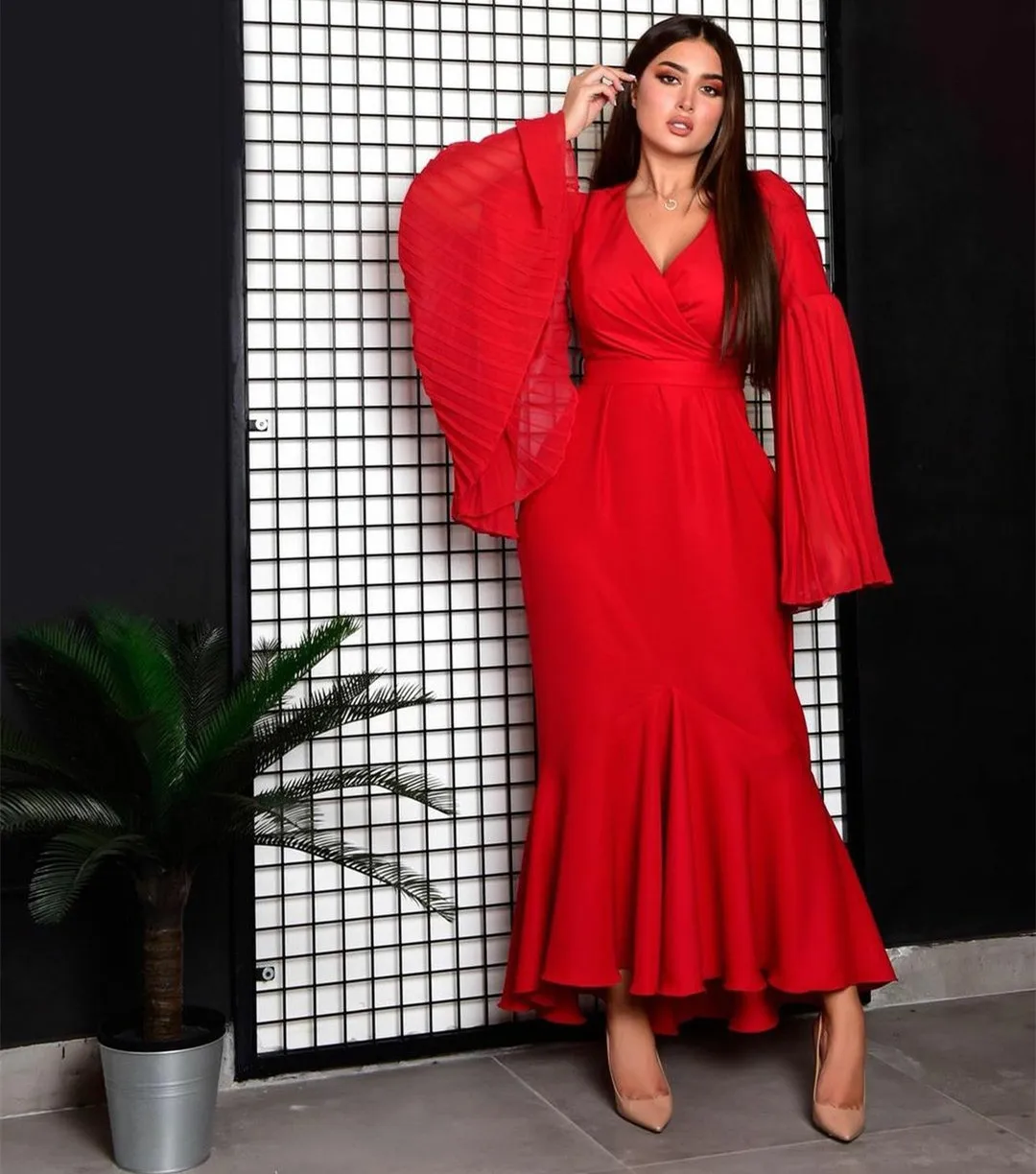 

Элегантные короткие шифоновые красные вечерние платья, плиссированные юбки-годе с V-образным вырезом длиной до щиколотки