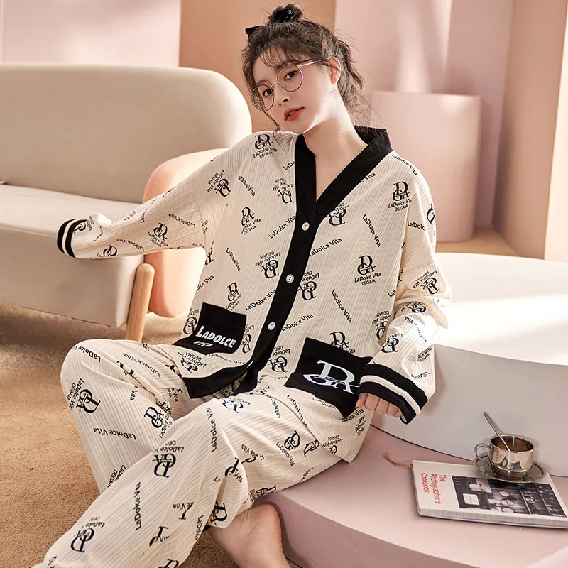 2023 new long-sleeved pajamas women spring and autumn cotton fragrance Korean home clothes can wear ins wind suit.