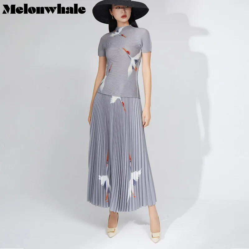 

MelonWhale Elegant Miyake Pleated Vintage Printed Two Piece Set Women 2023 Korean Short Sleeve Turtleneck Top Loose Long Skirt
