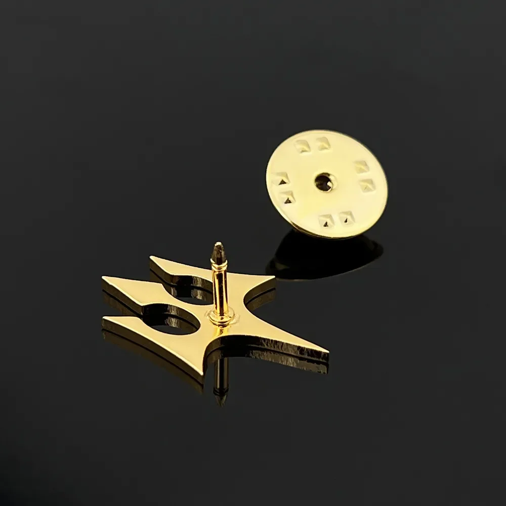 Сдержанный стиль золотой цвет нержавеющая сталь Erlang God Trident брошь из титановой