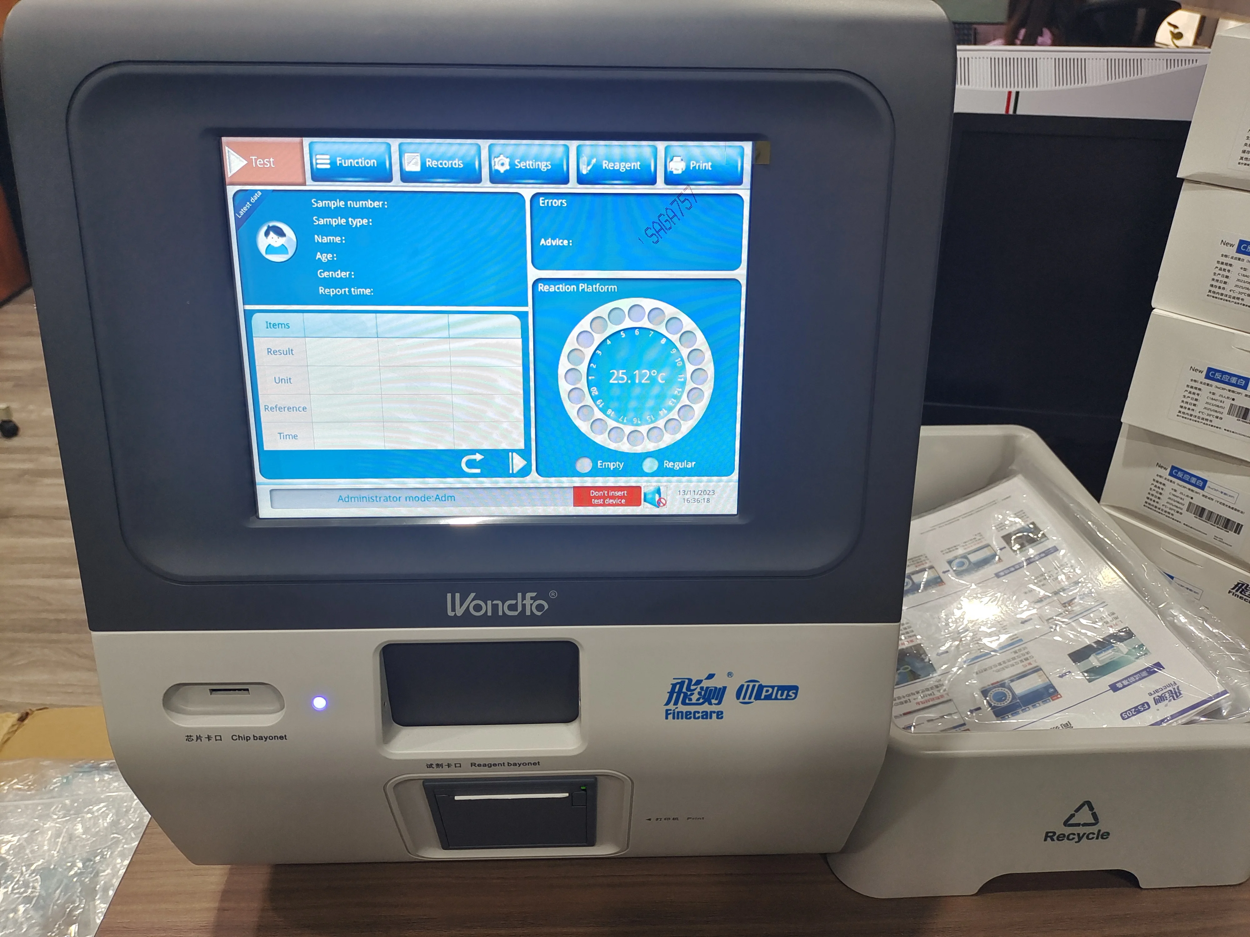 Фото Многоканальный иммунофлуоресцентный анализатор Wondfo Finecare FS-205 III 3 PLUS FIA Meter, система для химического анализа, наборы реагентов для тестирования №5