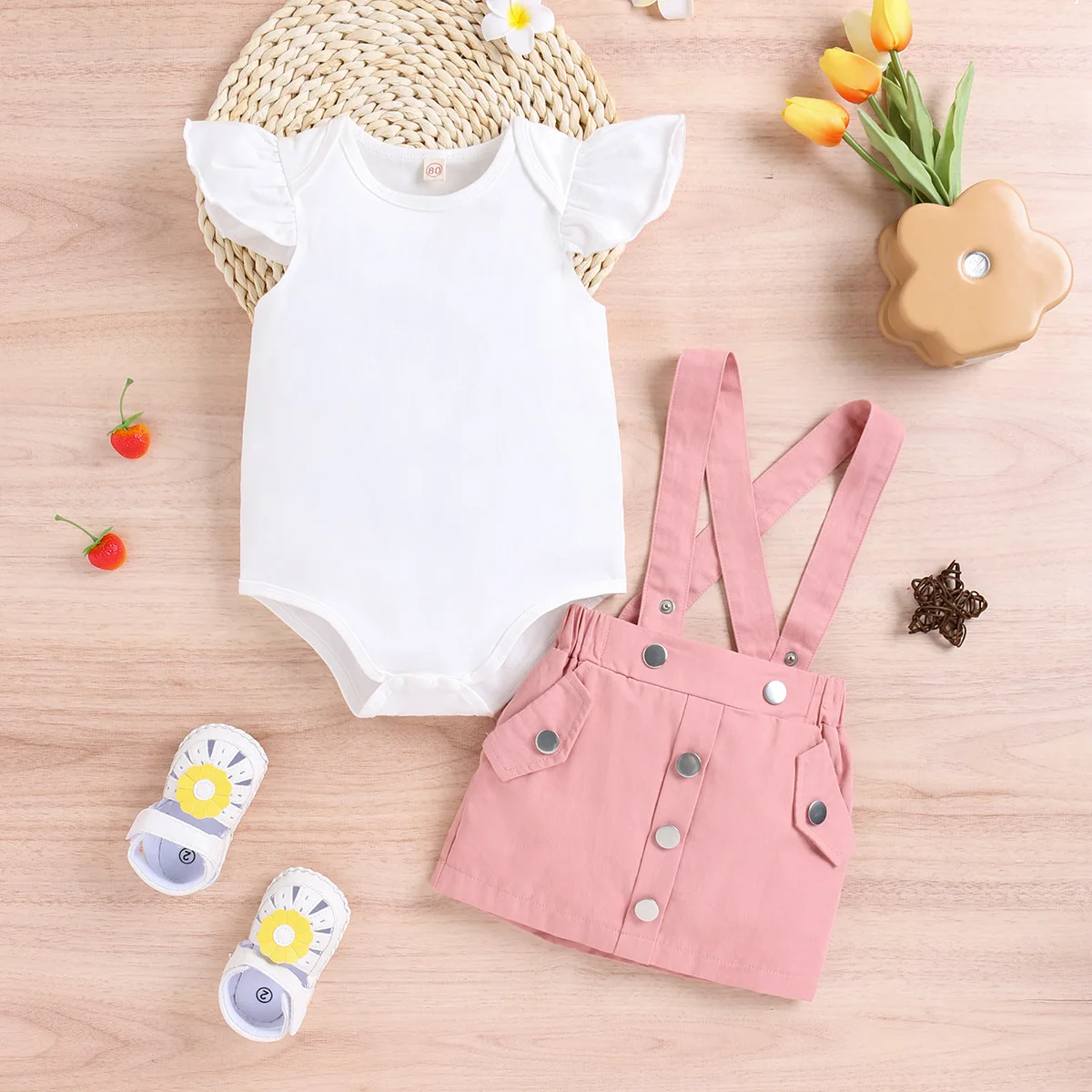 

Baby Girls Outfit Set 2023 New Children's Wear Pure Cotton Flying Sleeves Open Clothing+woven Patch Pocket Bib Skirt Baby Suit