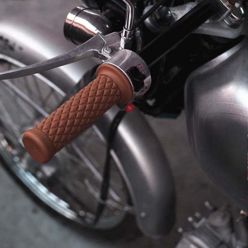 Универсальные винтажные модифицированные мотоциклетные ручки для YAMAHA VOGE HONDA HYOSUNG