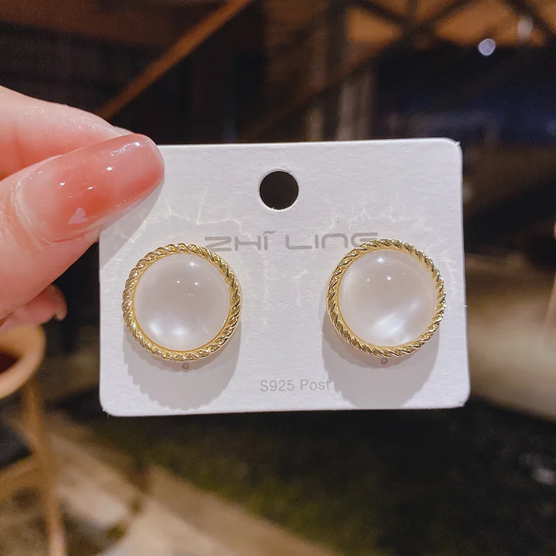 

925 Silver Needle Simple Temperament Earrings Korean Temperament Simple Fashion College Style Small Fresh Small Stud Earrings