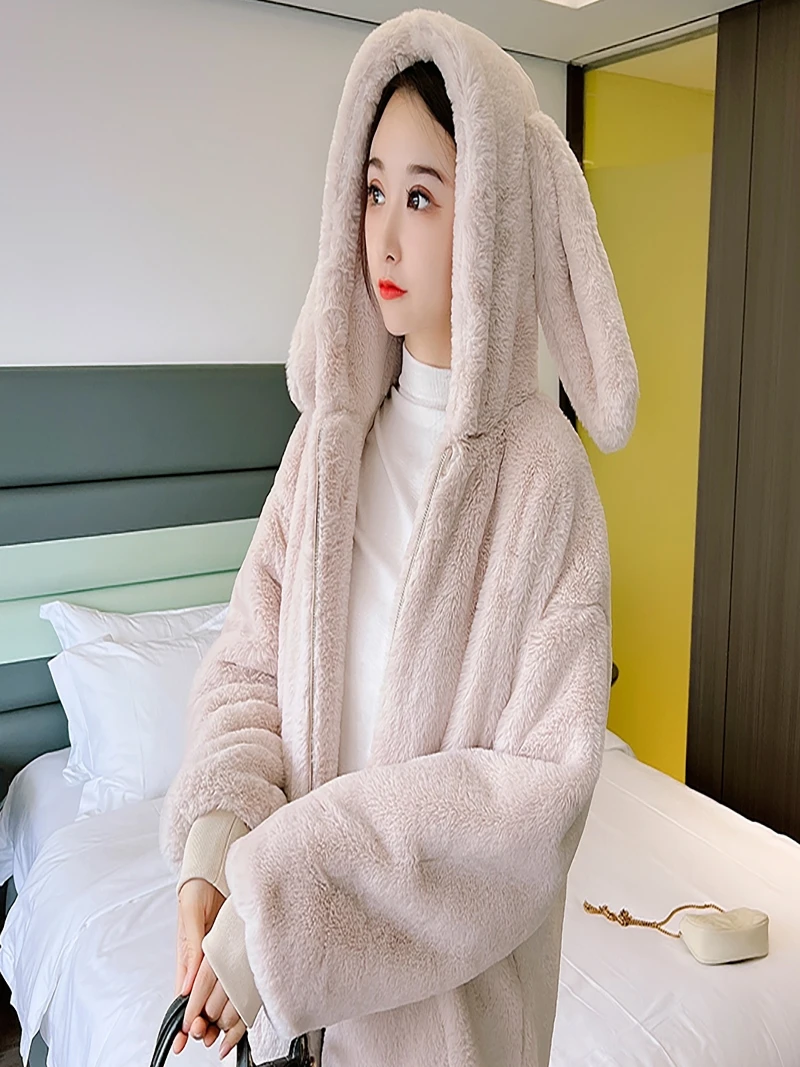 Winter New Faux Rabbit Fur Plush Coat Female Thickened Fleece Hooded Fur Cute Fashion Fur Coat
