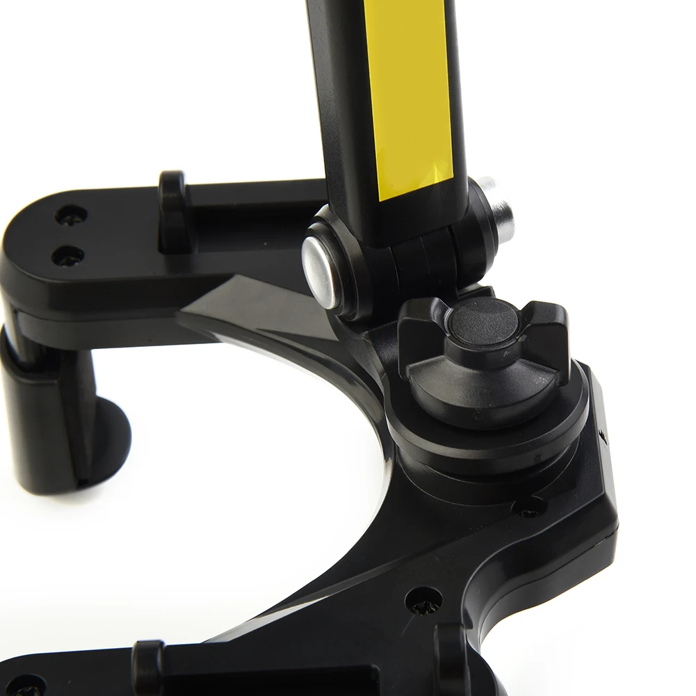 

MobilePhone Holder Car Phone Holder 360° Rotation Design ABS Material Black Comfortable And Safe Multifunction