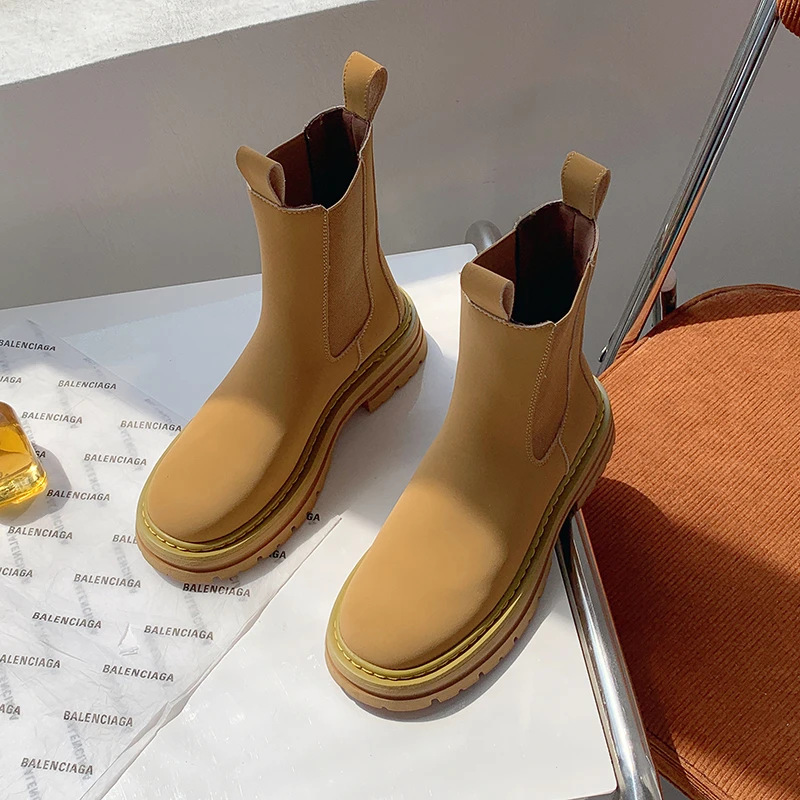 

Женские ботинки челси, новинка сезона осень-зима 2022, модные ботинки в британском стиле Marton, женские замшевые ботильоны без шнуровки, женские...