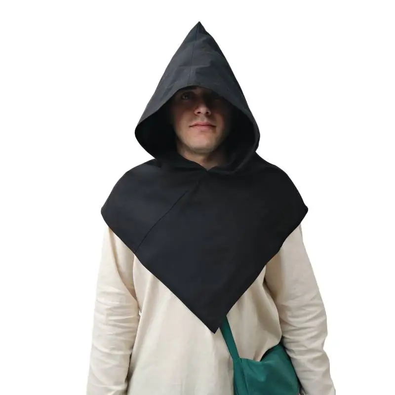 

Средневековая льняная накидка с капюшоном и острым подолом