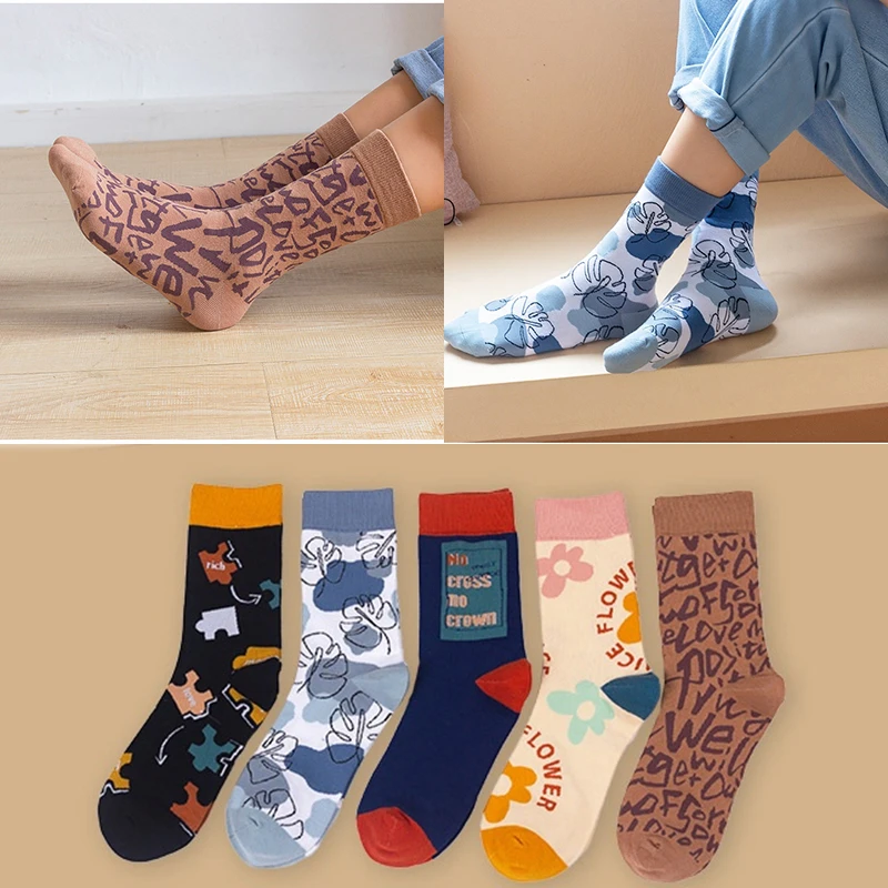 

Новые разноцветные носки в европейском и американском стиле с героями мультфильмов, женские носки, высокие носки, женские уличные носки для...
