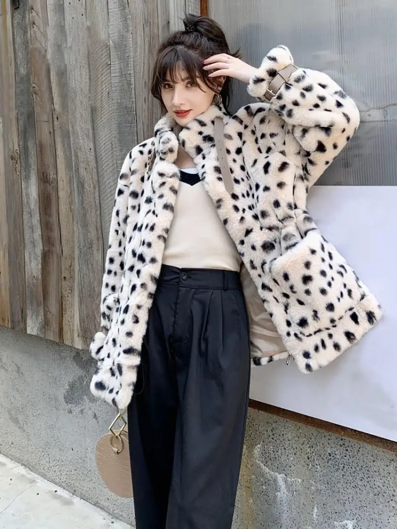 Fur Jacket Women Winter Young Models Furry Leopard Print Imitation Lamb Fur with Plush 2020 New Loose Fashion Slim Contracted