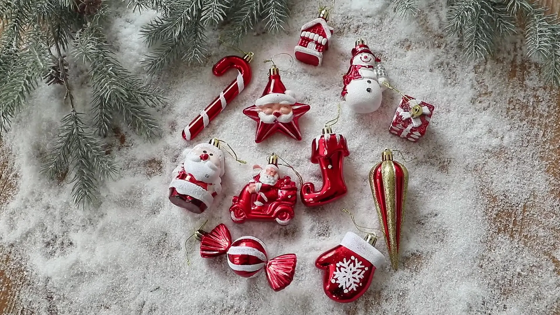 

Christmas Decorations: Ice Cream Snowman House with Five-Pointed Star - The Perfect Festive Addition to Your Holiday Home"Trans