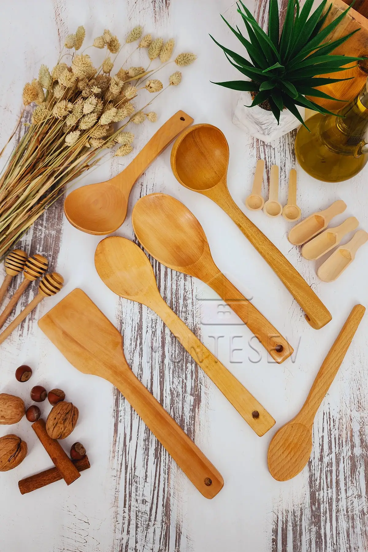 

Wooden Wooden Kitchen Spoon Set 15 Pieces Beech Boxwood and Bamboo Wood